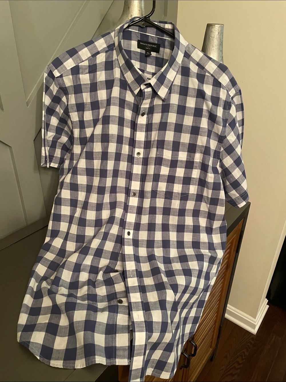 Banana Republic Men's Navy and White Check Short-Sleeve Button-Down Shirt